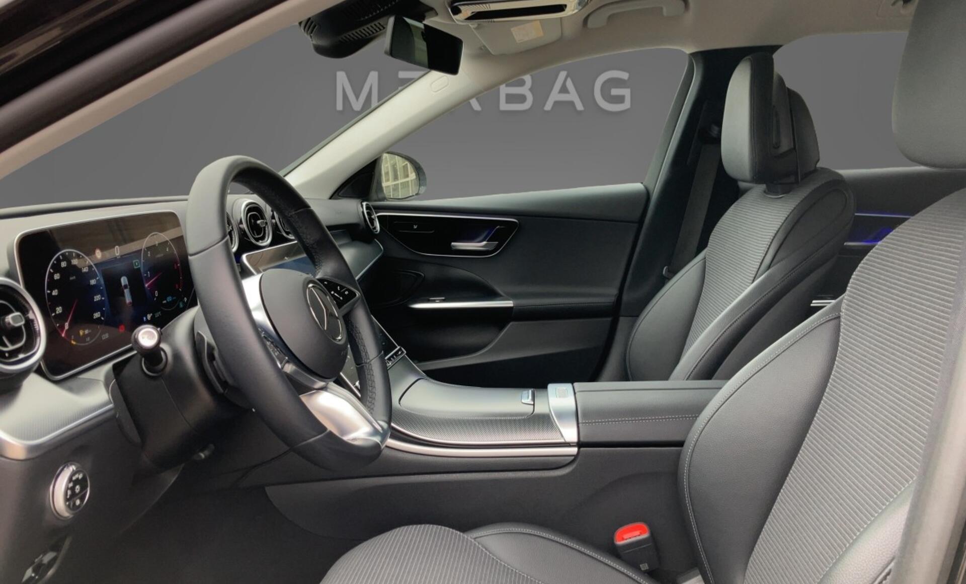 Mercedes-Benz - TC 220 d