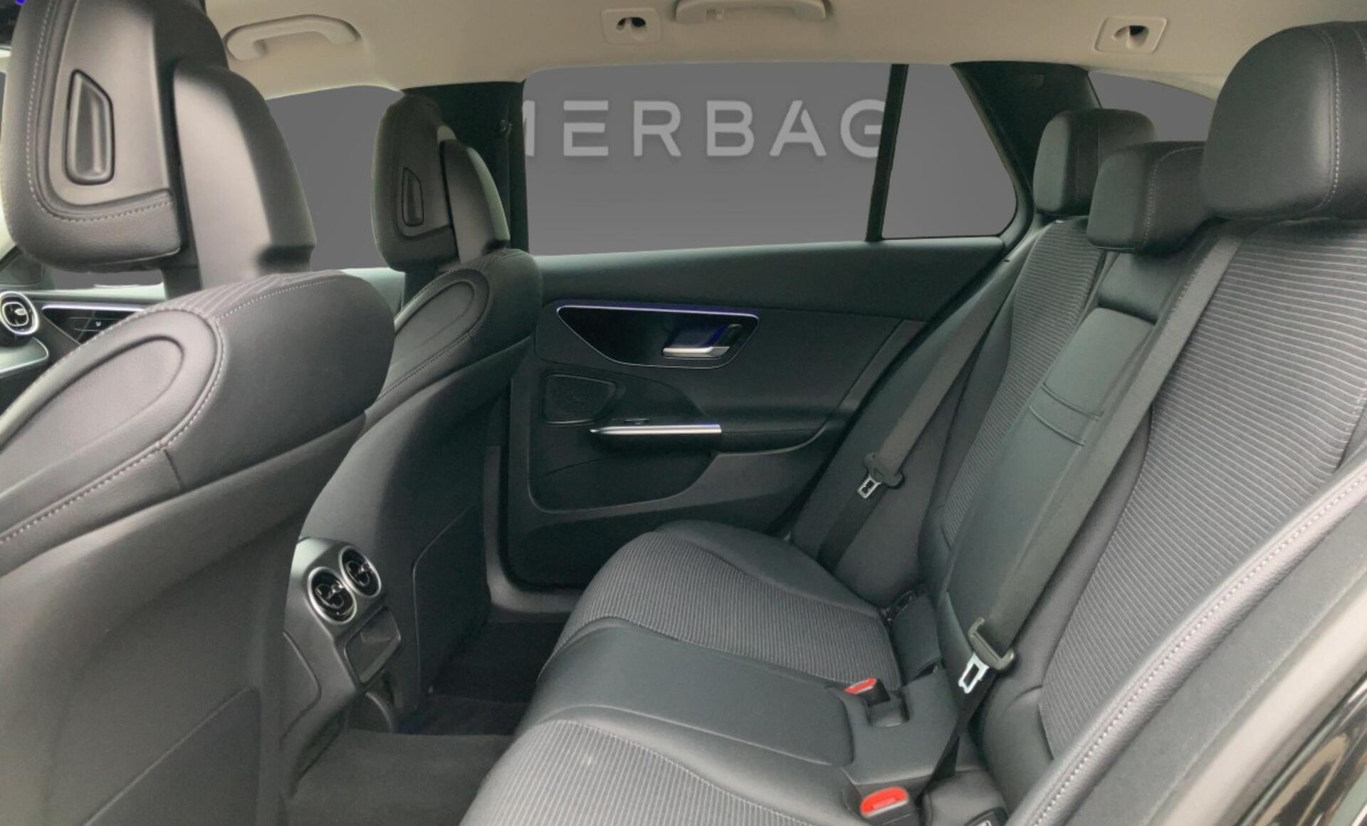 Mercedes-Benz - TC 220 d