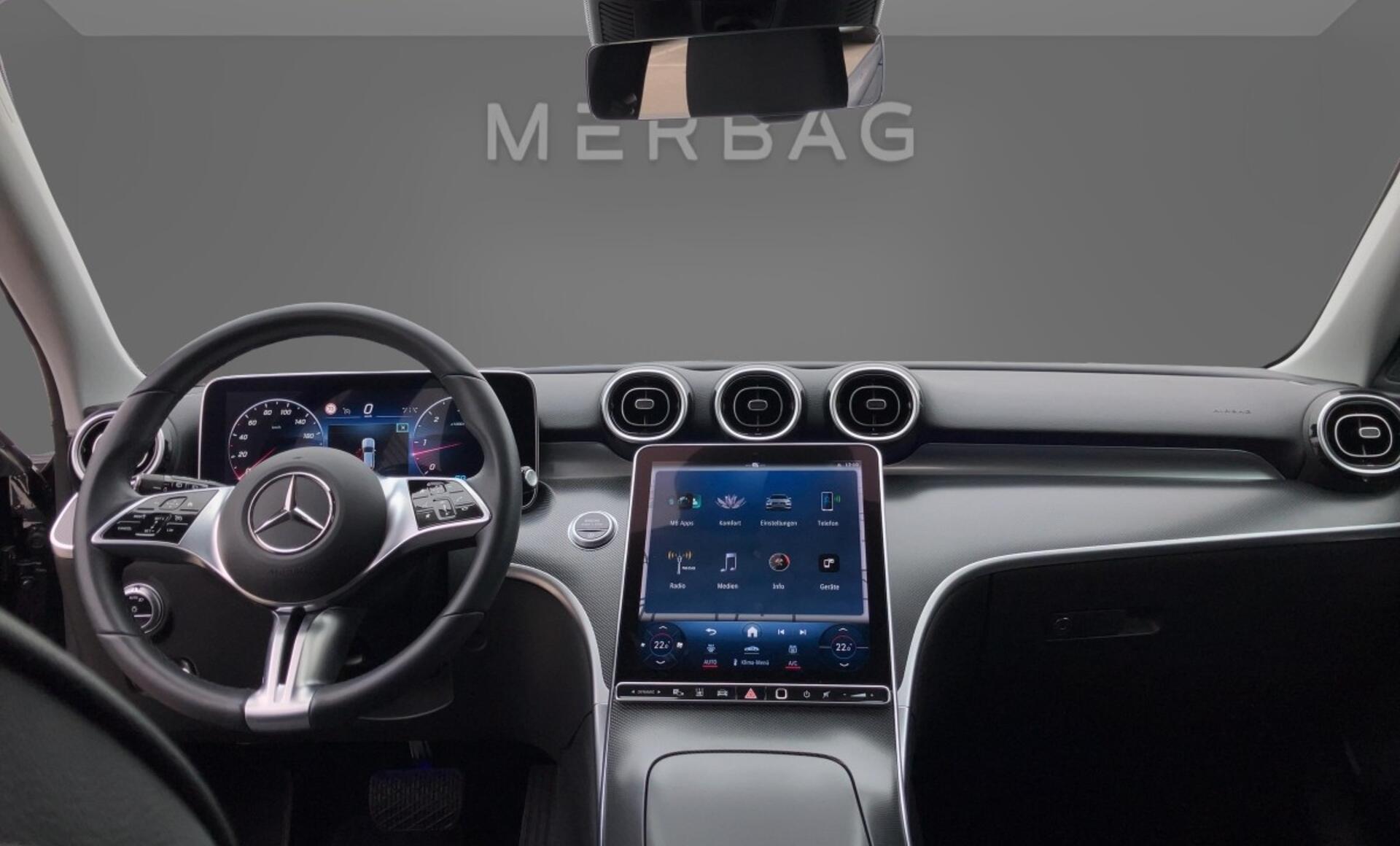 Mercedes-Benz - TC 220 d