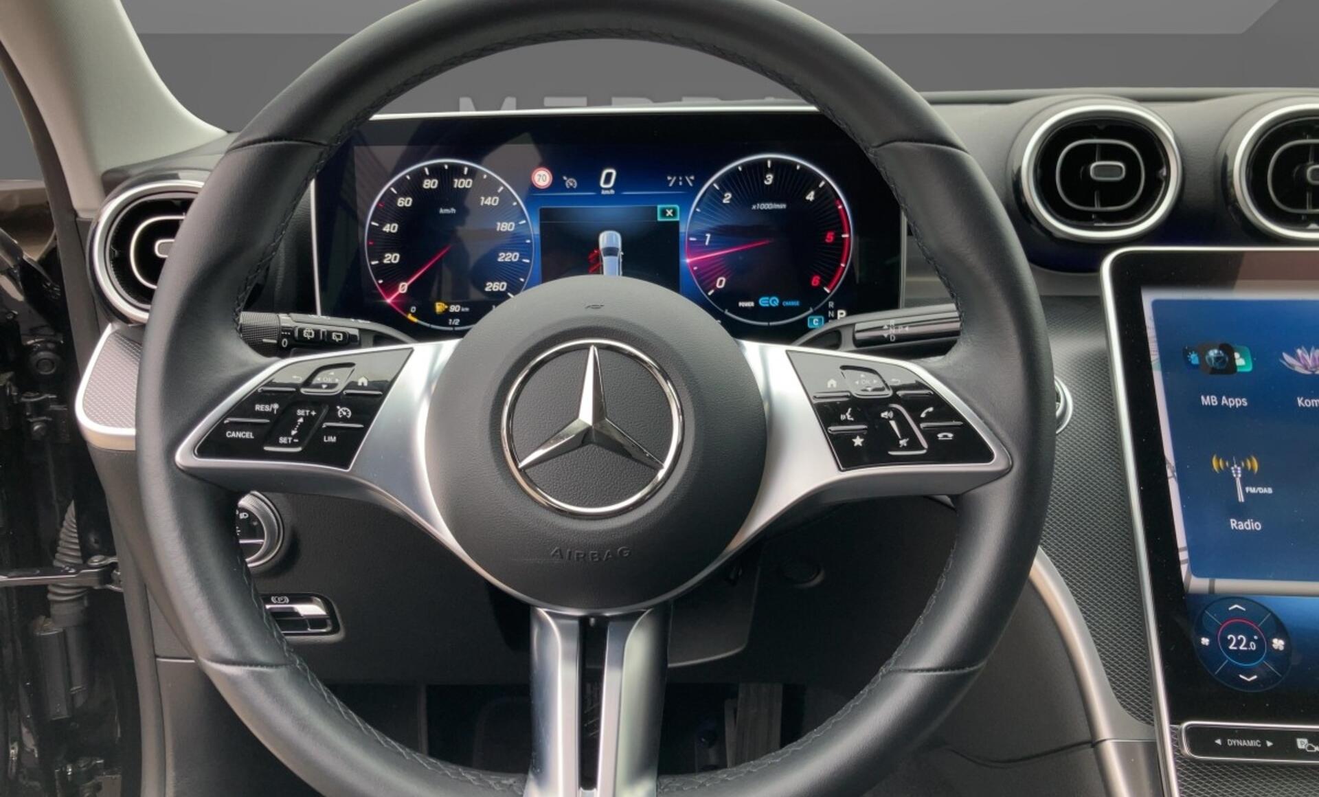 Mercedes-Benz - TC 220 d