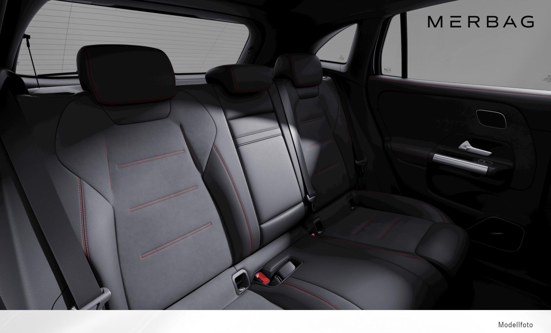 Mercedes-Benz - EQA 300 4MATIC