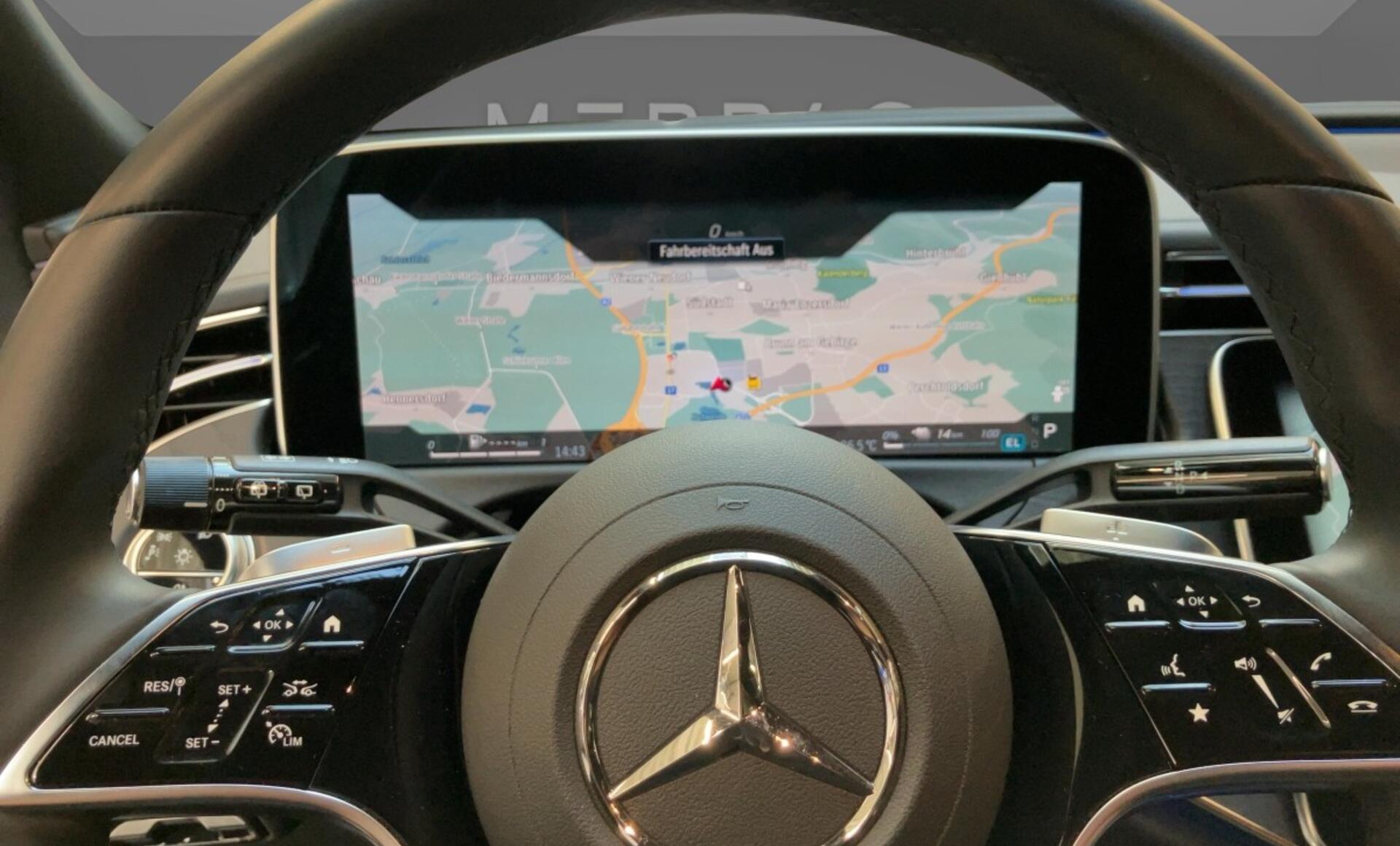 Mercedes-Benz - E 300 de 4MATIC T-Modell mit EQ Hybrid Technologie