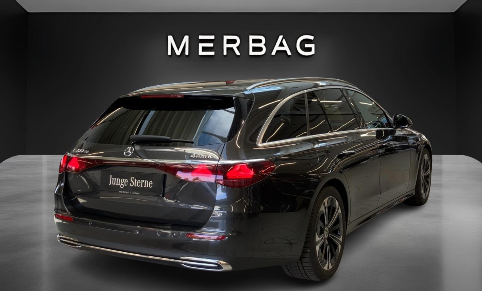 Mercedes-Benz - E 300 de 4MATIC T-Modell mit EQ Hybrid Technologie