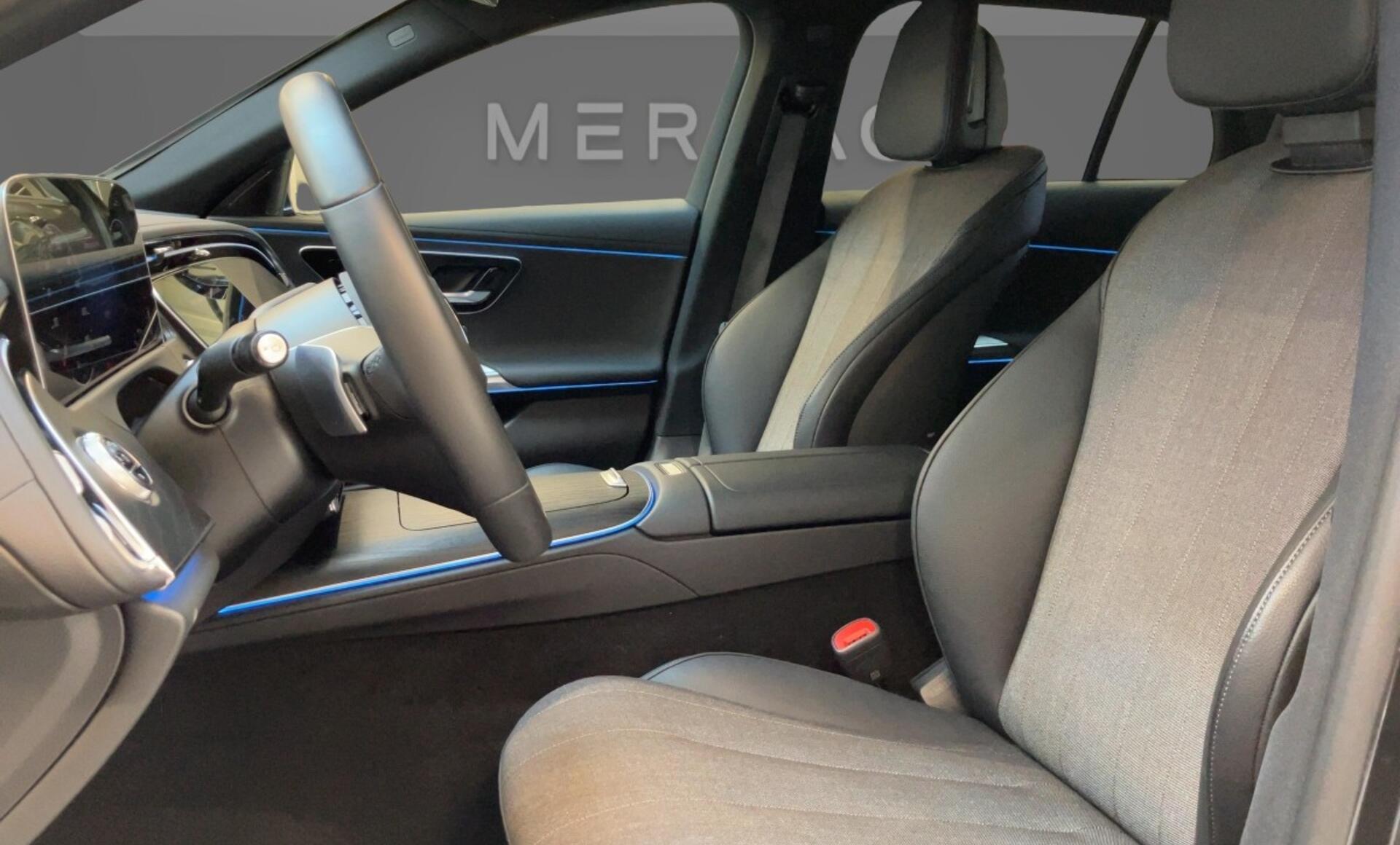 Mercedes-Benz - E 300 de 4MATIC T-Modell mit EQ Hybrid Technologie