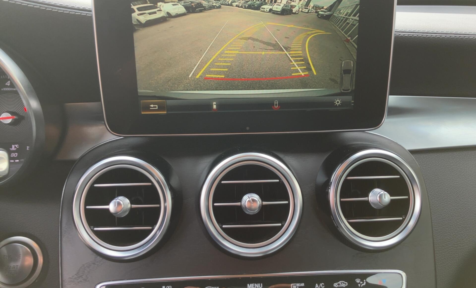 Mercedes-Benz - GLC 250 4MATIC AMG Line