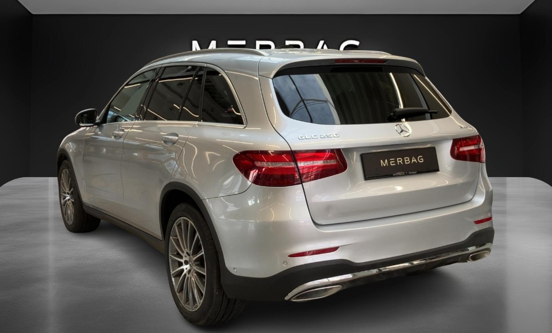 Mercedes-Benz - GLC 250 4MATIC AMG Line