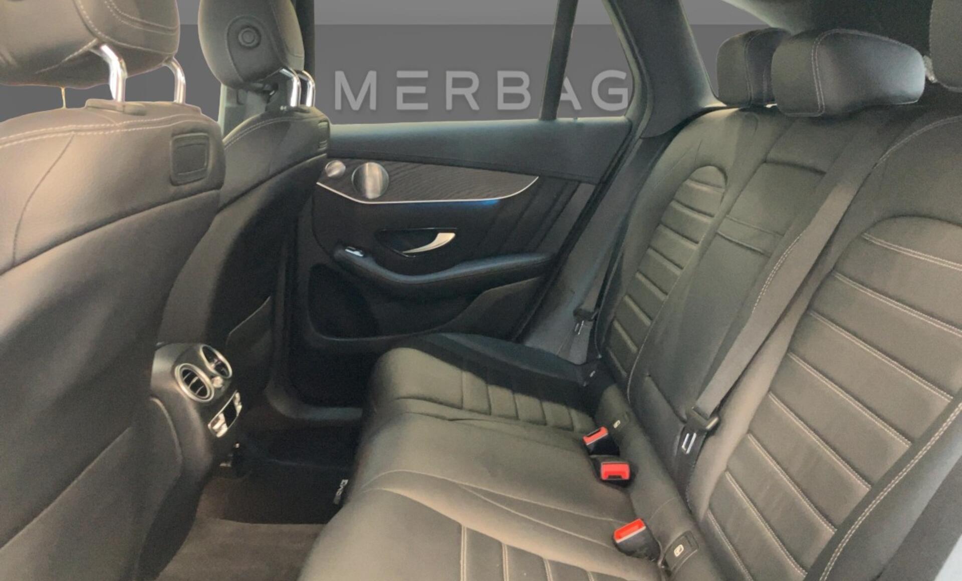 Mercedes-Benz - GLC 250 4MATIC AMG Line