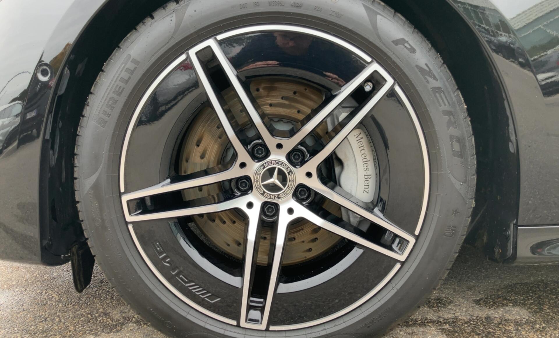 Mercedes-Benz - E 300 de T-Modell Österreich-Edition AMG Line