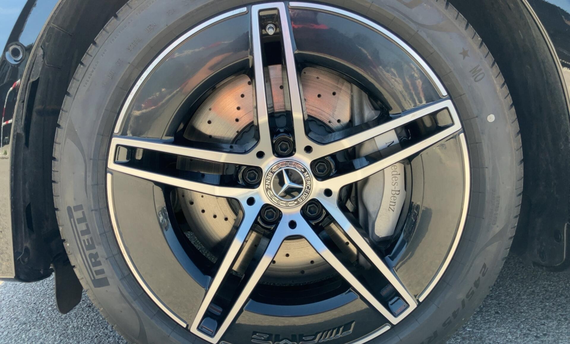 Mercedes-Benz - E 300 de 4MATIC T-Modell