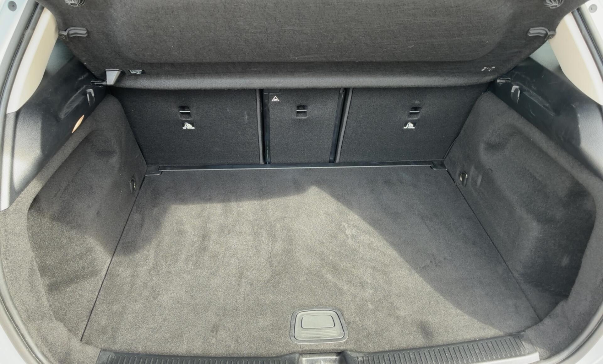 Mercedes-Benz - B 180 d Österreich-Edition