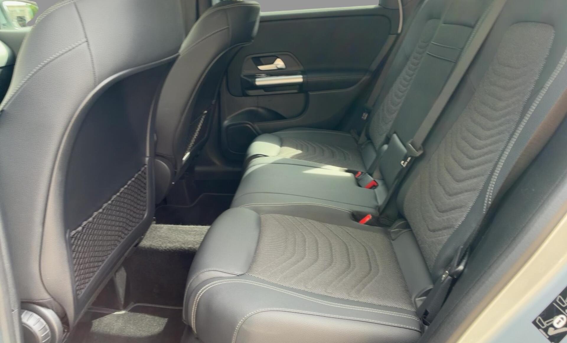 Mercedes-Benz - B 180 d Österreich-Edition