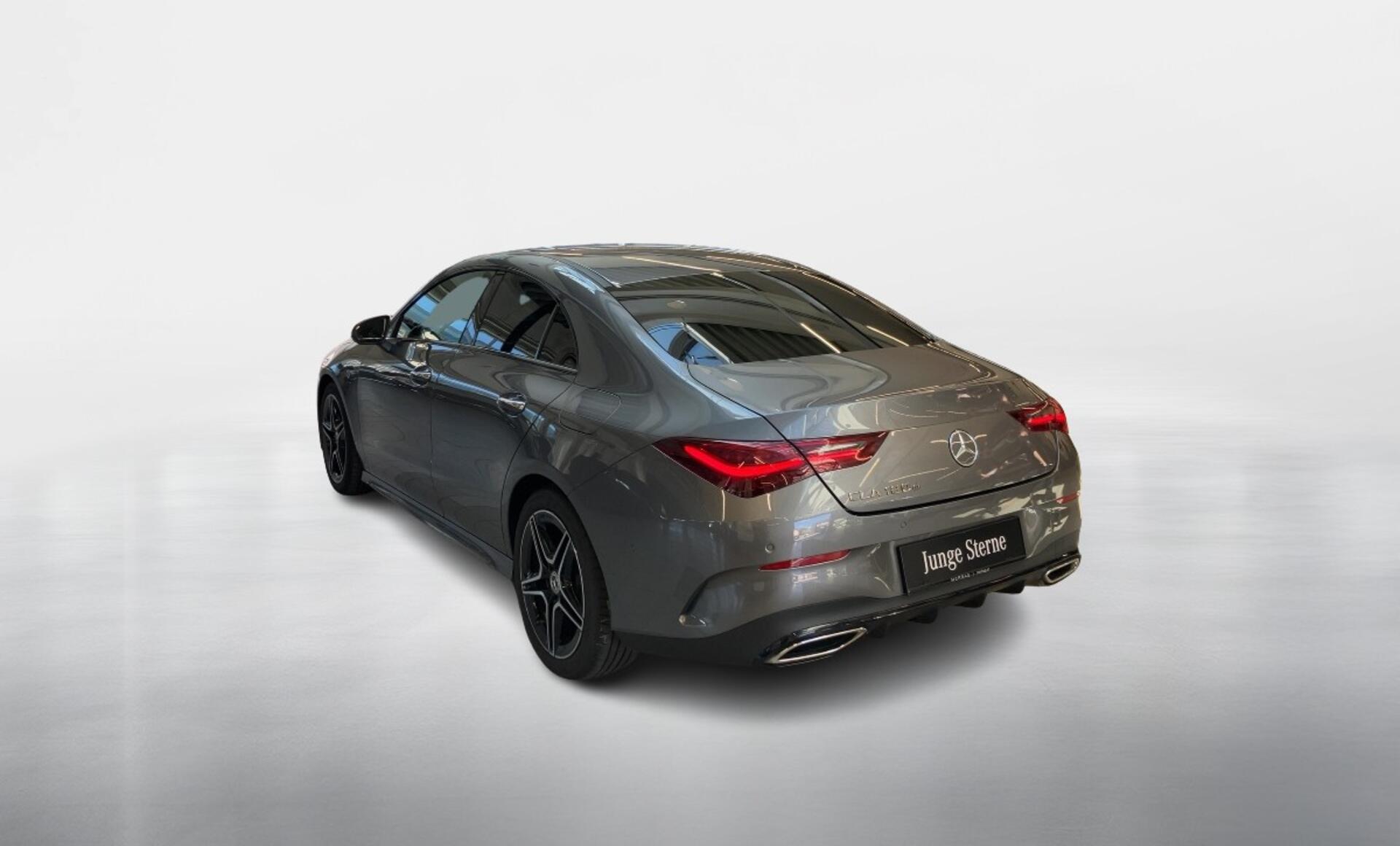 Mercedes-Benz - CLA 180 d Coupé Österreich-Edition