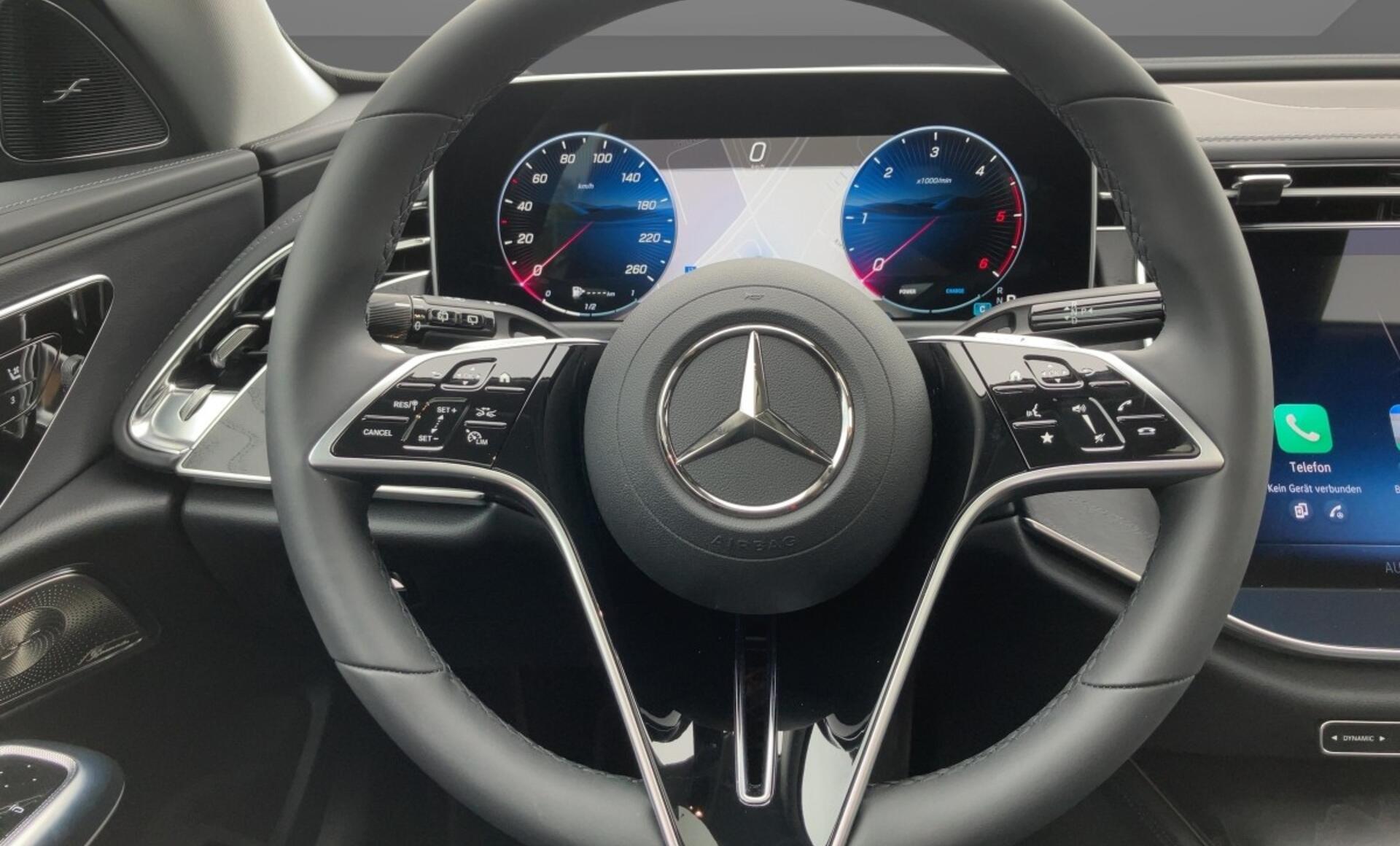 Mercedes-Benz - E 220 d T-Modell