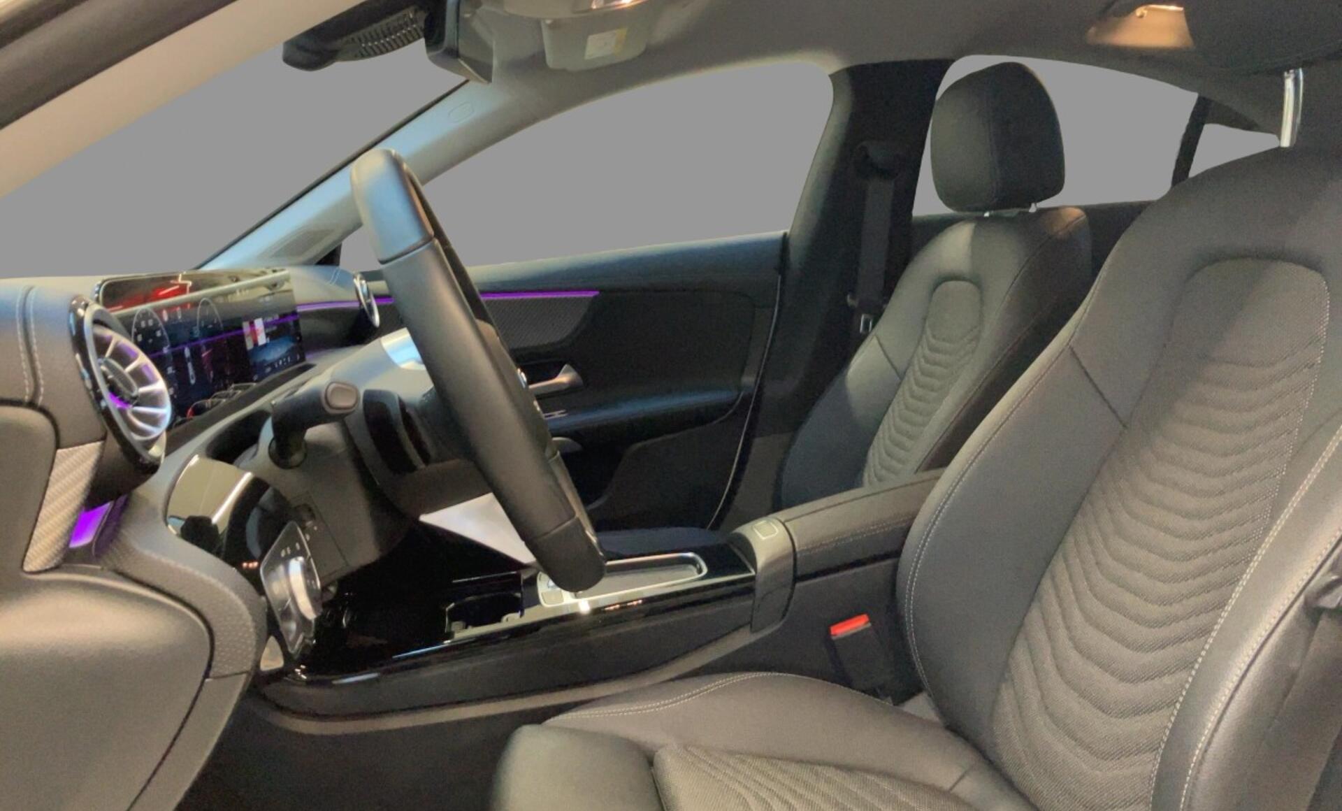 Mercedes-Benz - CLA 200 d Coupé