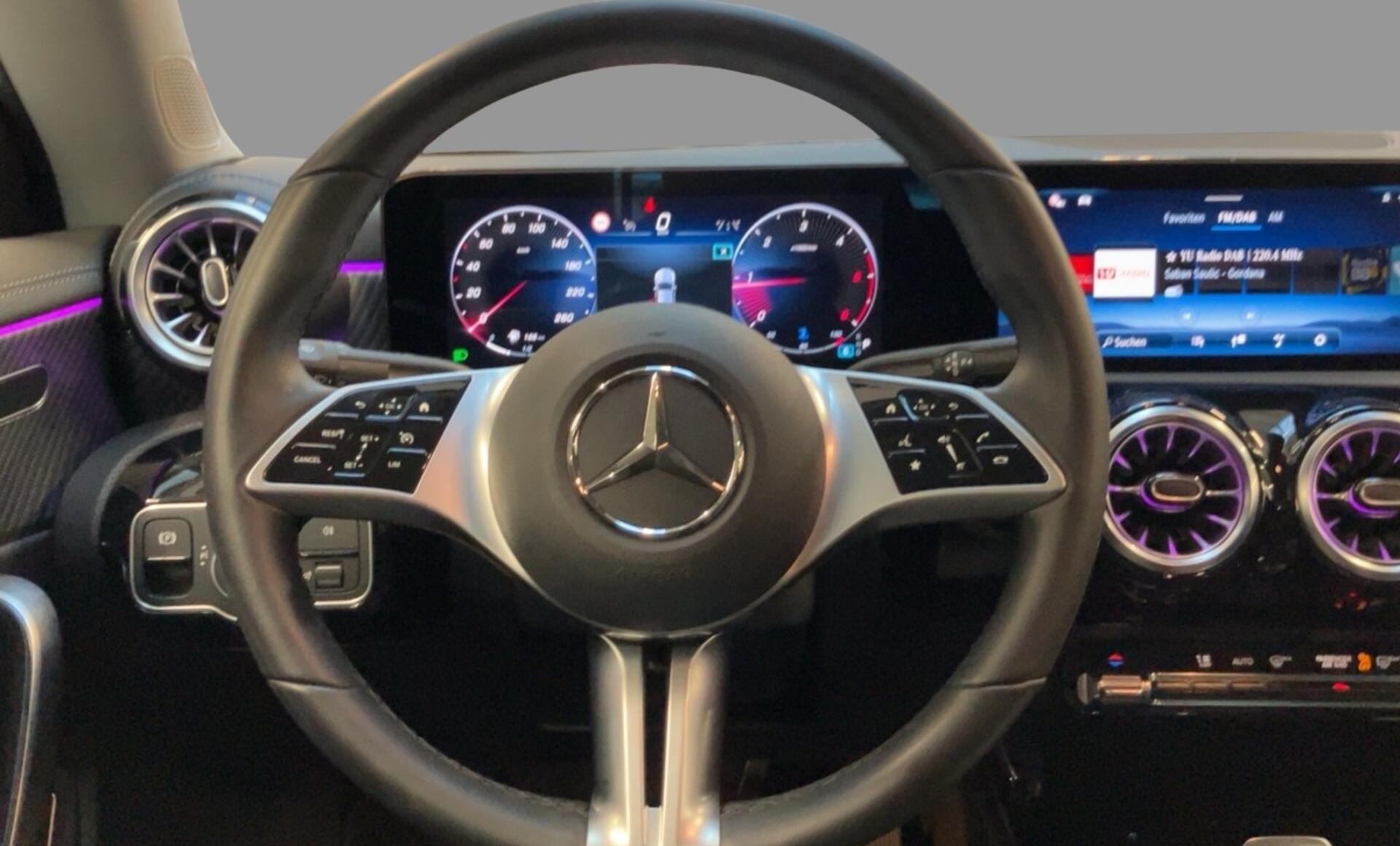 Mercedes-Benz - CLA 200 d Coupé