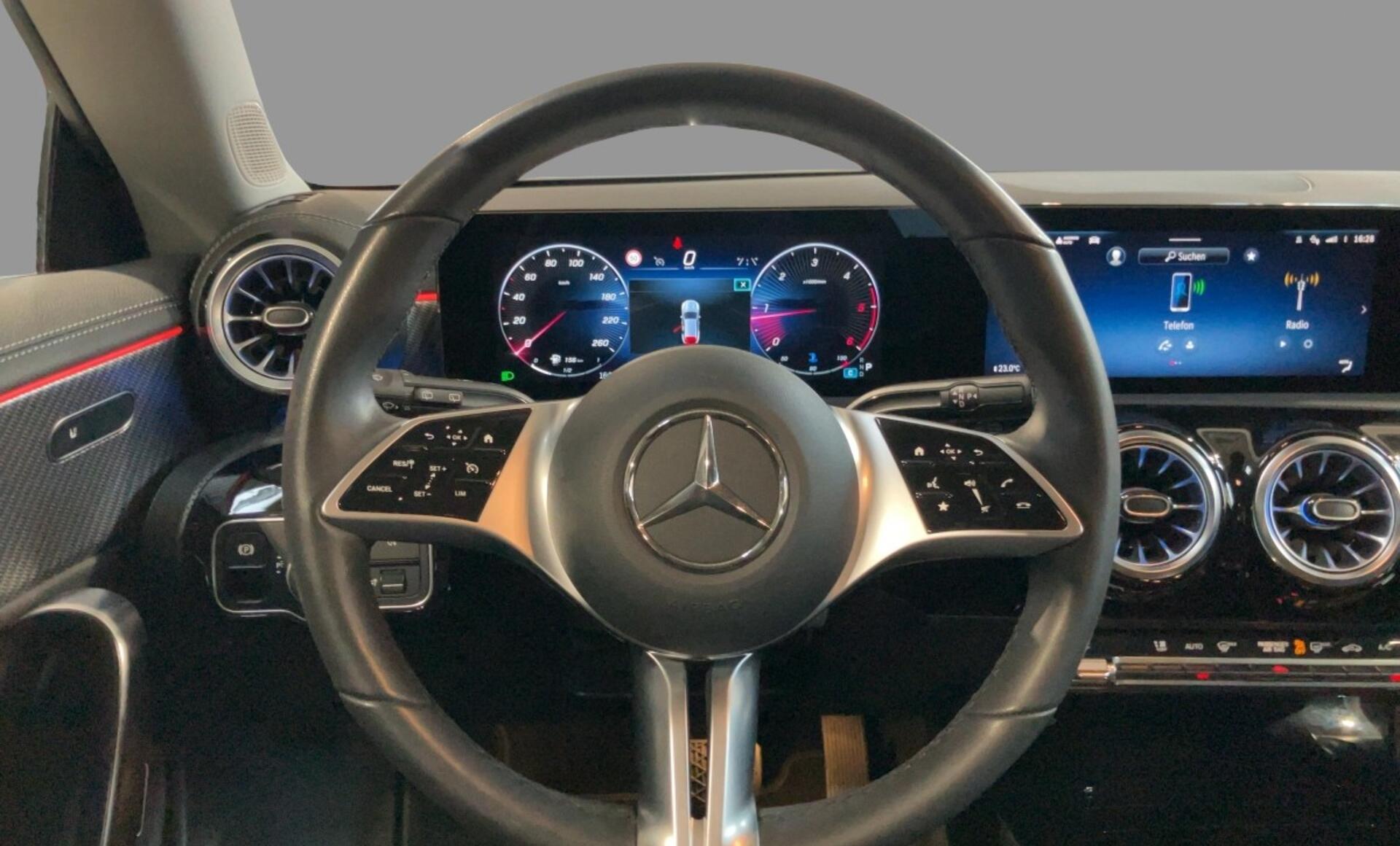 Mercedes-Benz - CLA 200 d Shooting Brake Österreich-Edition