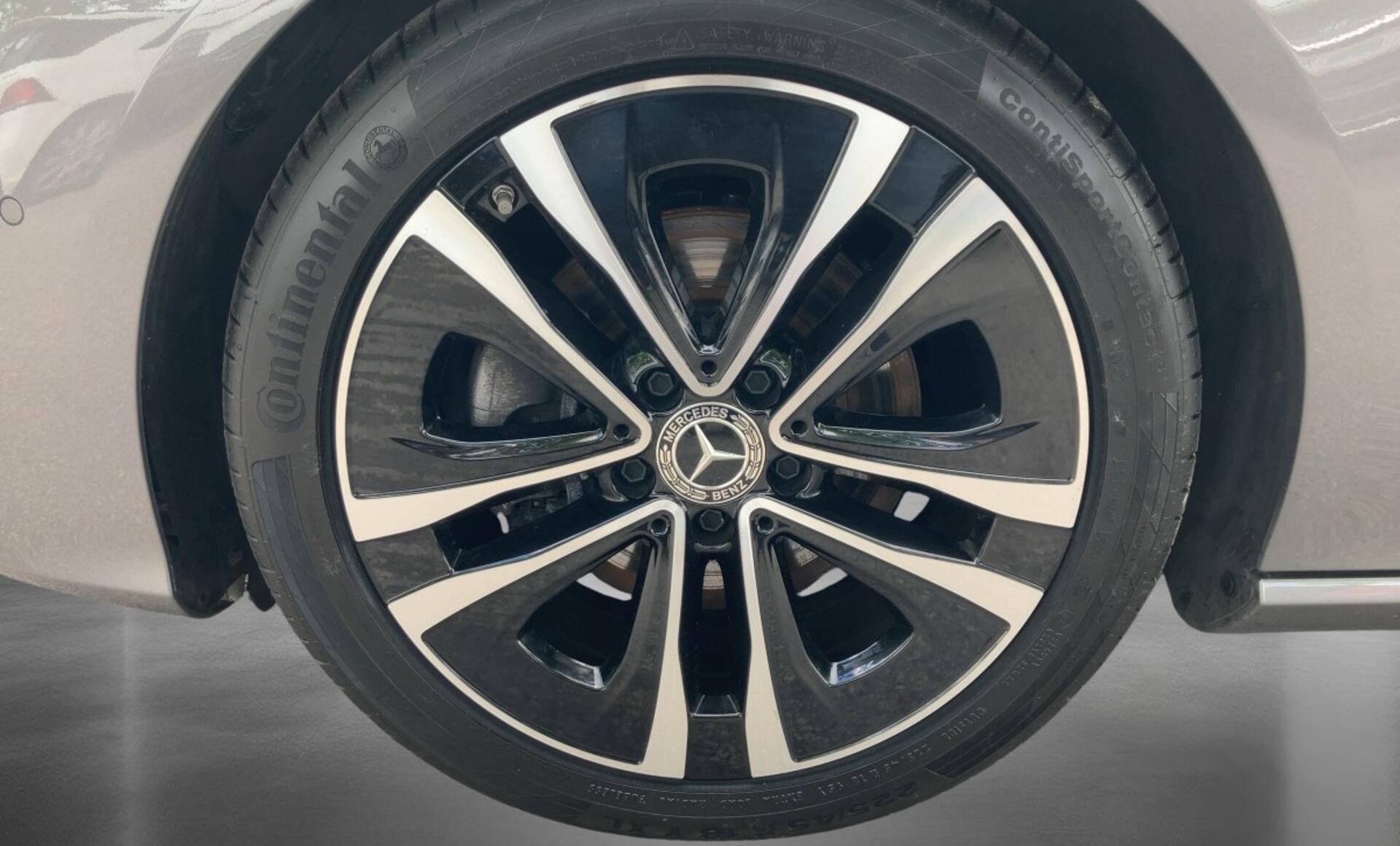 Mercedes-Benz - CLA 180 d Shooting Brake Progressive Line,Facelift