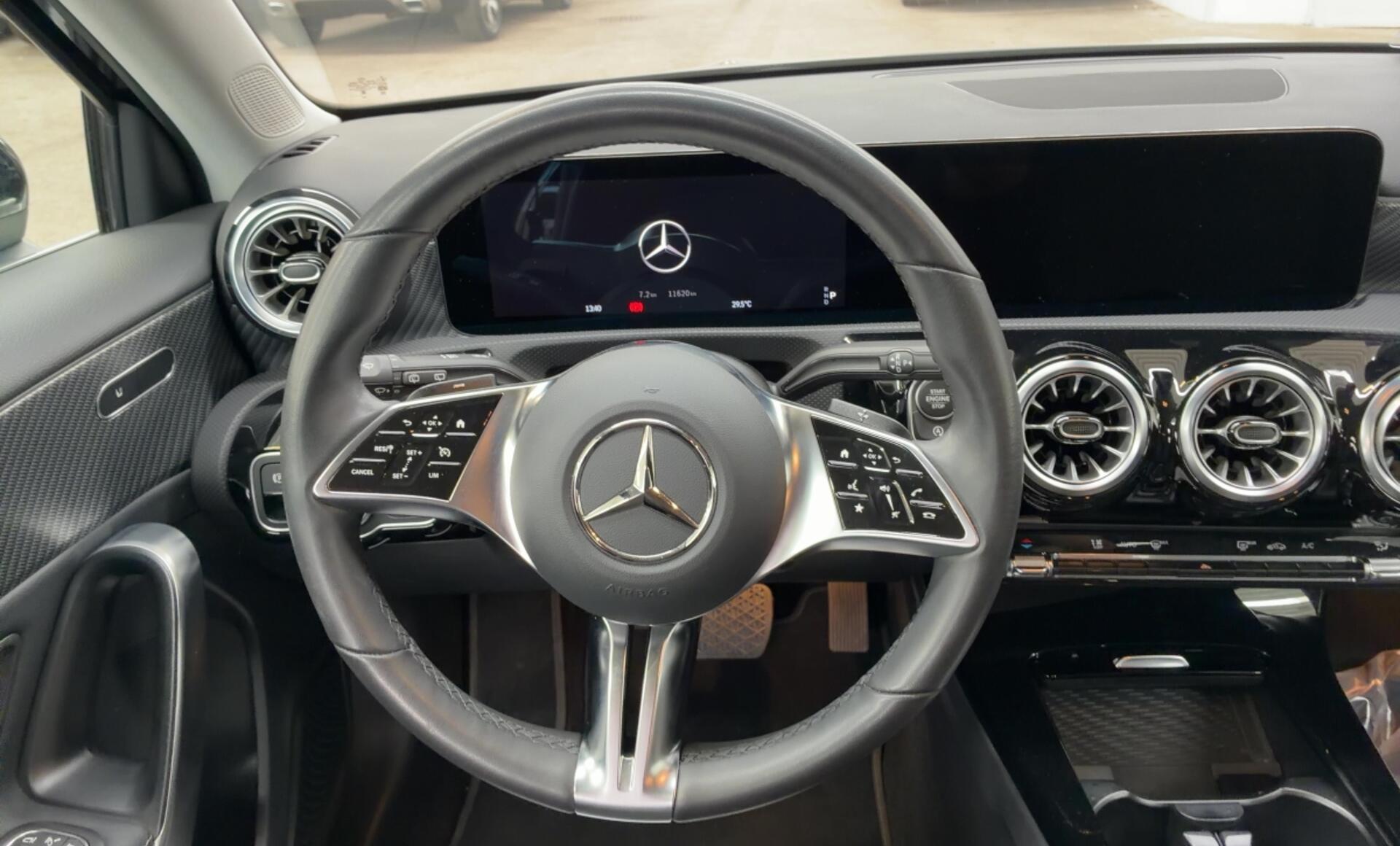 Mercedes-Benz - A 180 d Kompaktlimousine Österreich-Edition