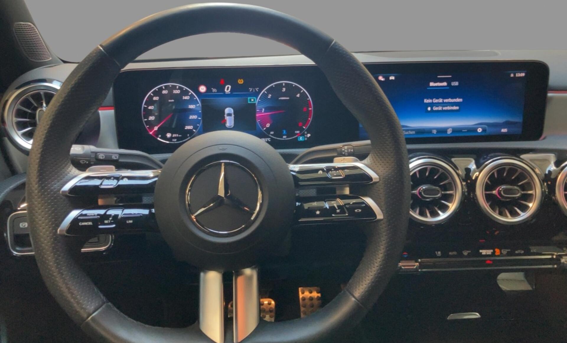 Mercedes-Benz - A 180 d Kompaktlimousine Österreich-Edition