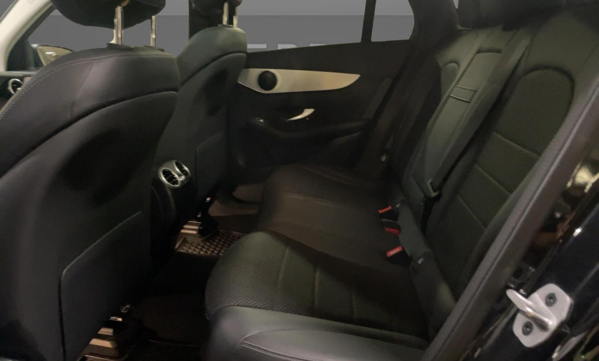 Mercedes-Benz - GLC 300 de 4MATIC