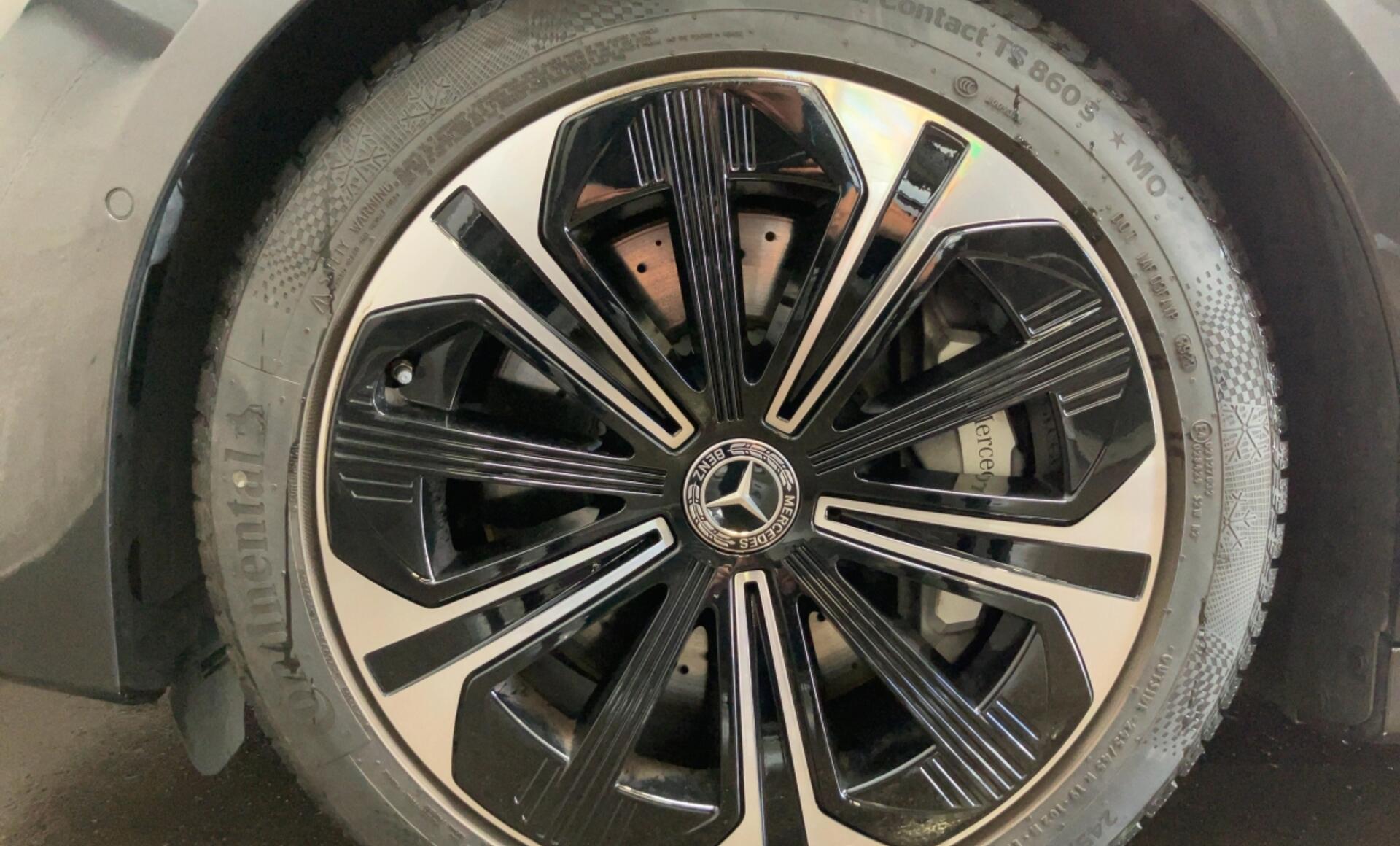 Mercedes-Benz - E 300 de 4MATIC T-Modell mit EQ Hybrid Technologie