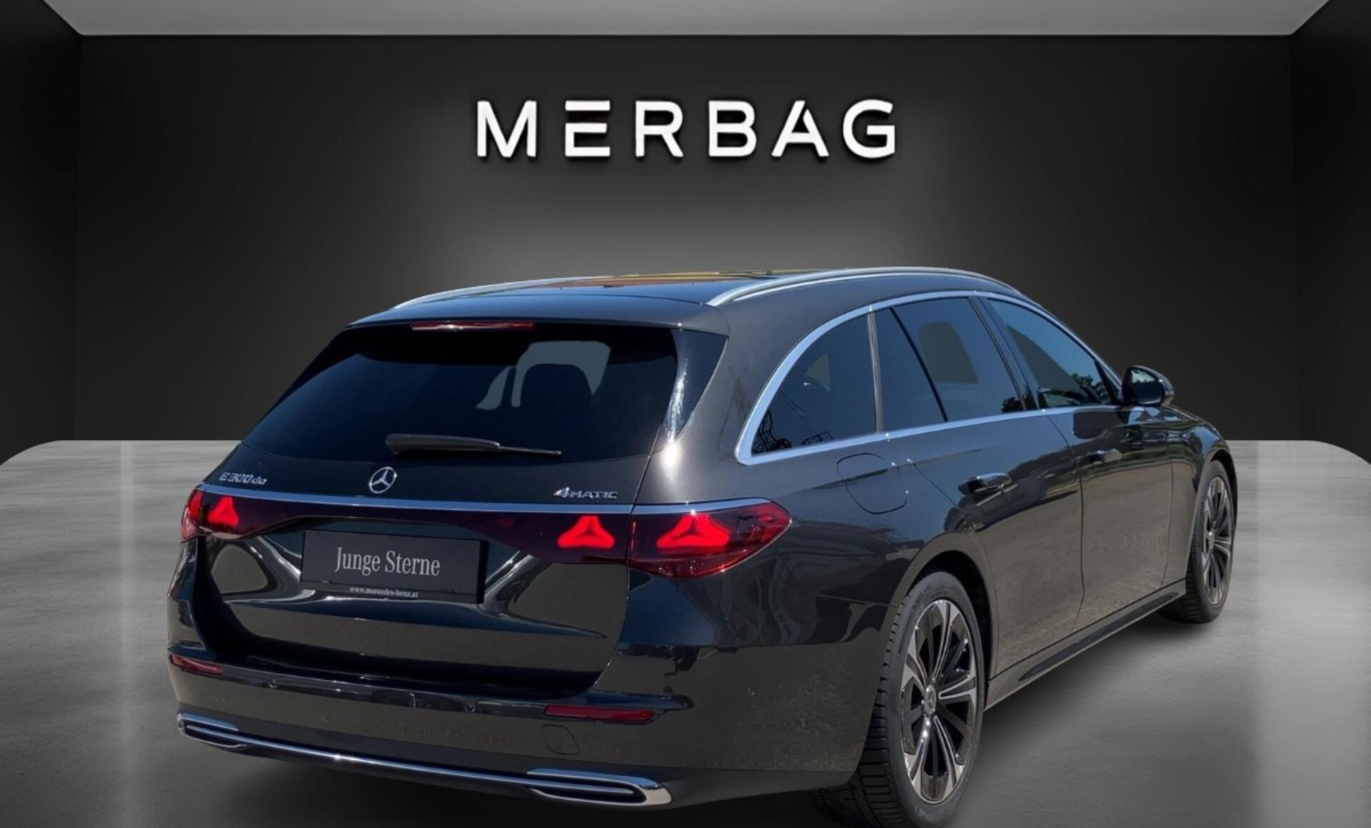 Mercedes-Benz - E 300 de 4MATIC T-Modell mit EQ Hybrid Technologie