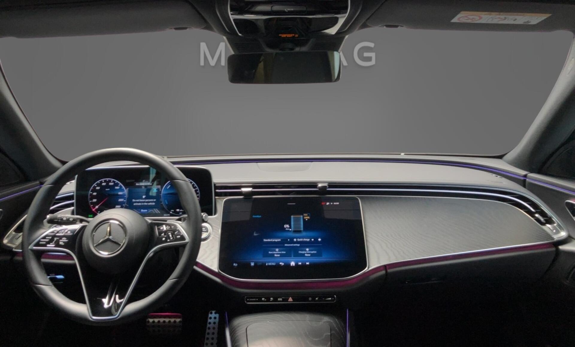 Mercedes-Benz - E 300 de 4MATIC T-Modell mit EQ Hybrid Technologie