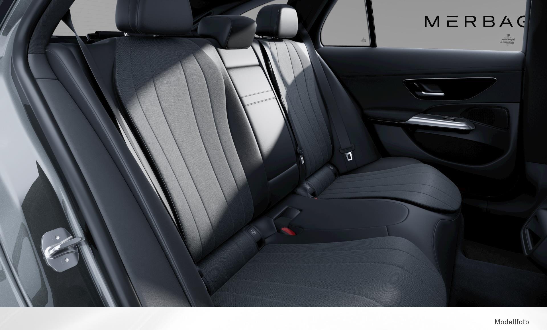 Mercedes-Benz - E 300 de 4MATIC T-Modell mit EQ Hybrid Technologie