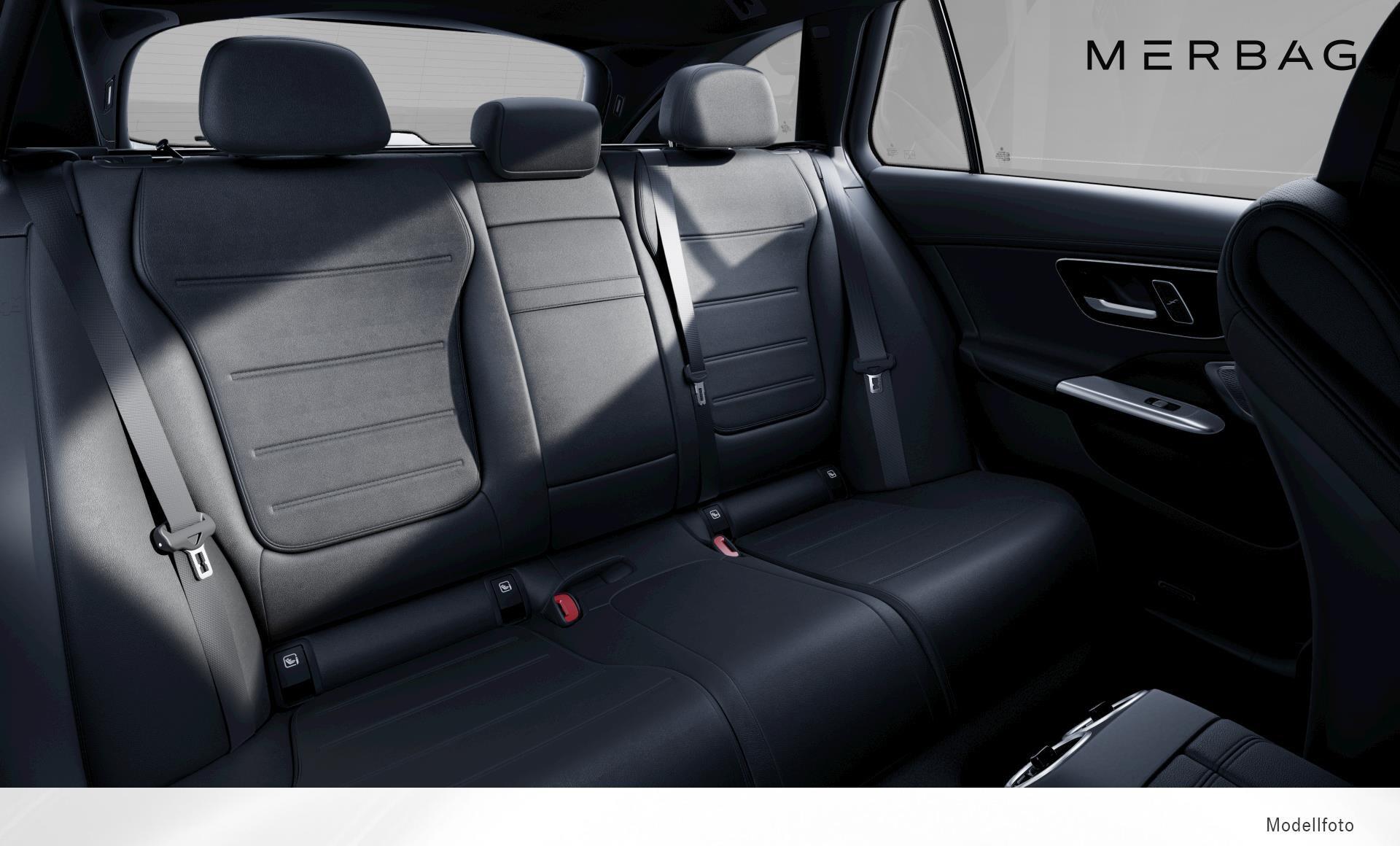 Mercedes-Benz - C 220 d 4MATIC T-Modell Österreich-Edition