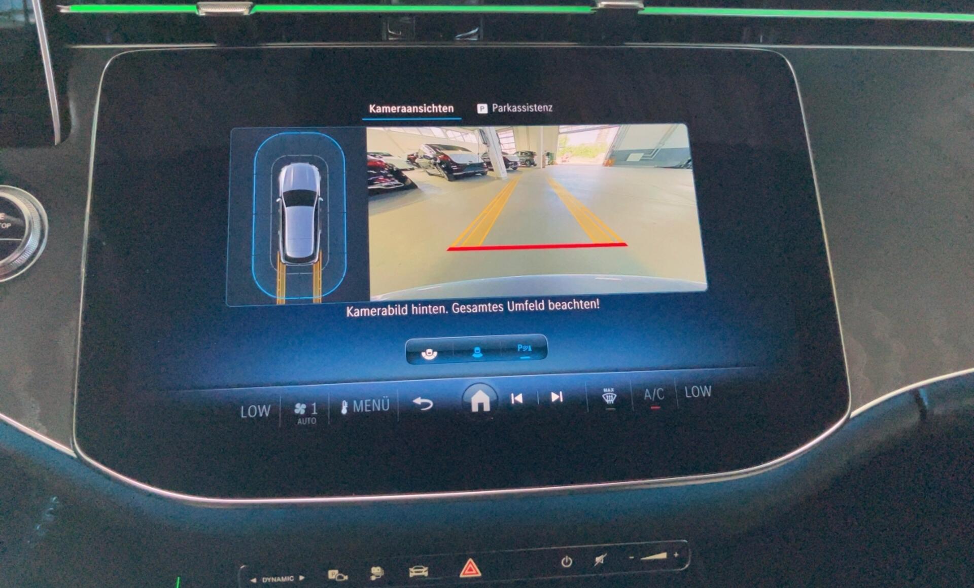 Mercedes-Benz - E 300 de 4MATIC T-Modell mit EQ Hybrid Technologie