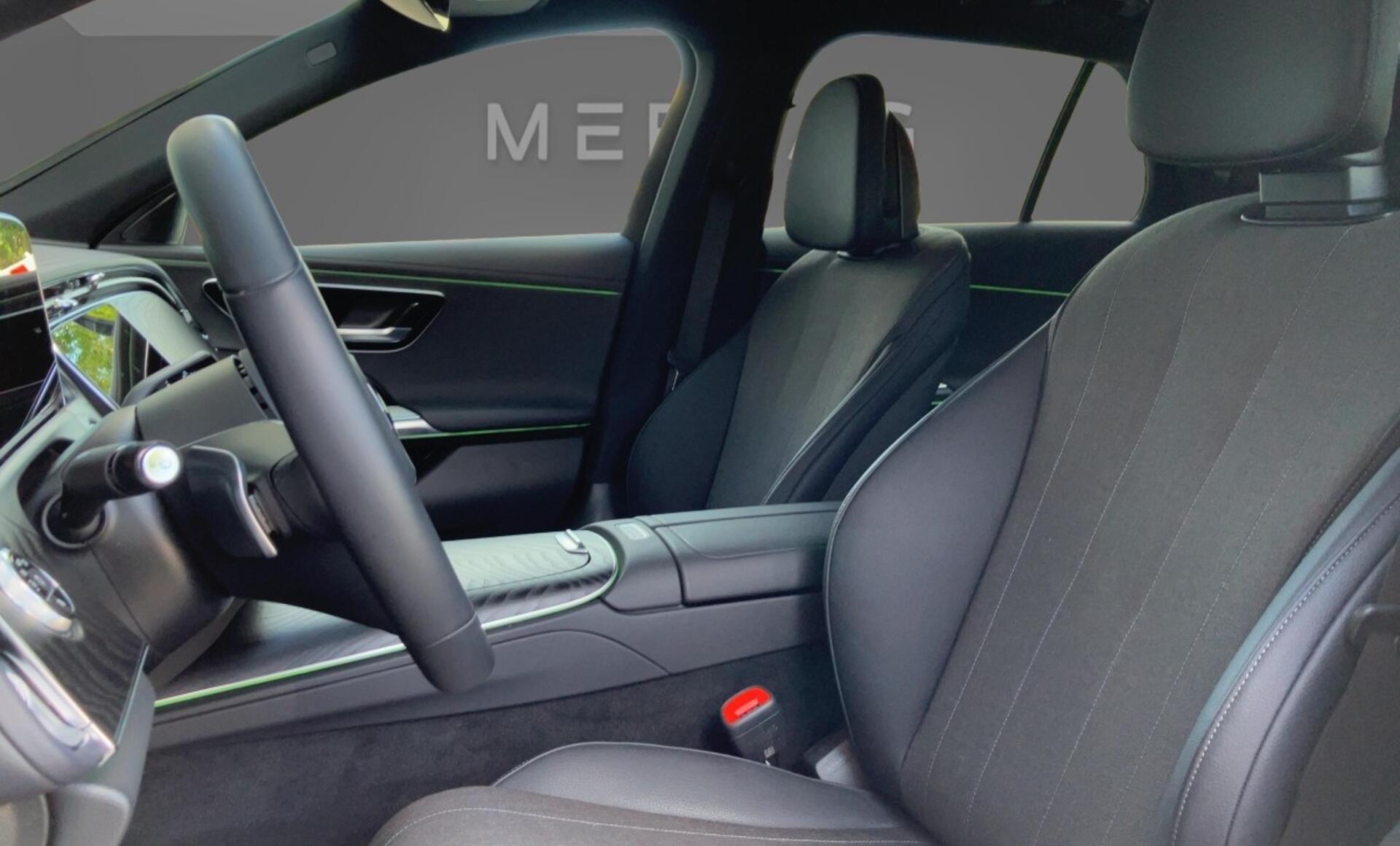 Mercedes-Benz - E 300 de 4MATIC T-Modell mit EQ Hybrid Technologie