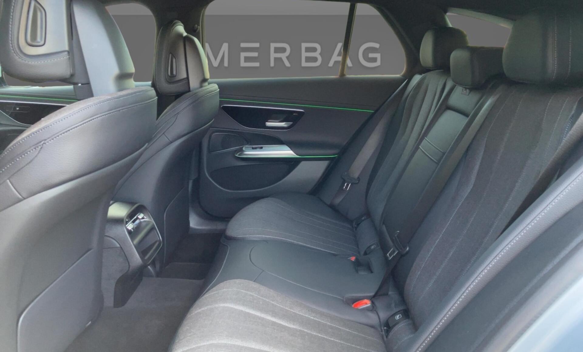 Mercedes-Benz - E 300 de 4MATIC T-Modell mit EQ Hybrid Technologie