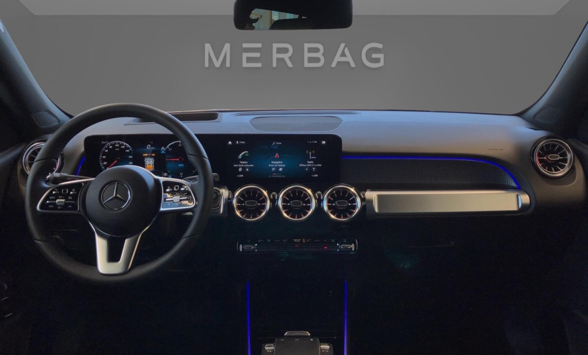Mercedes-Benz - EQB 250