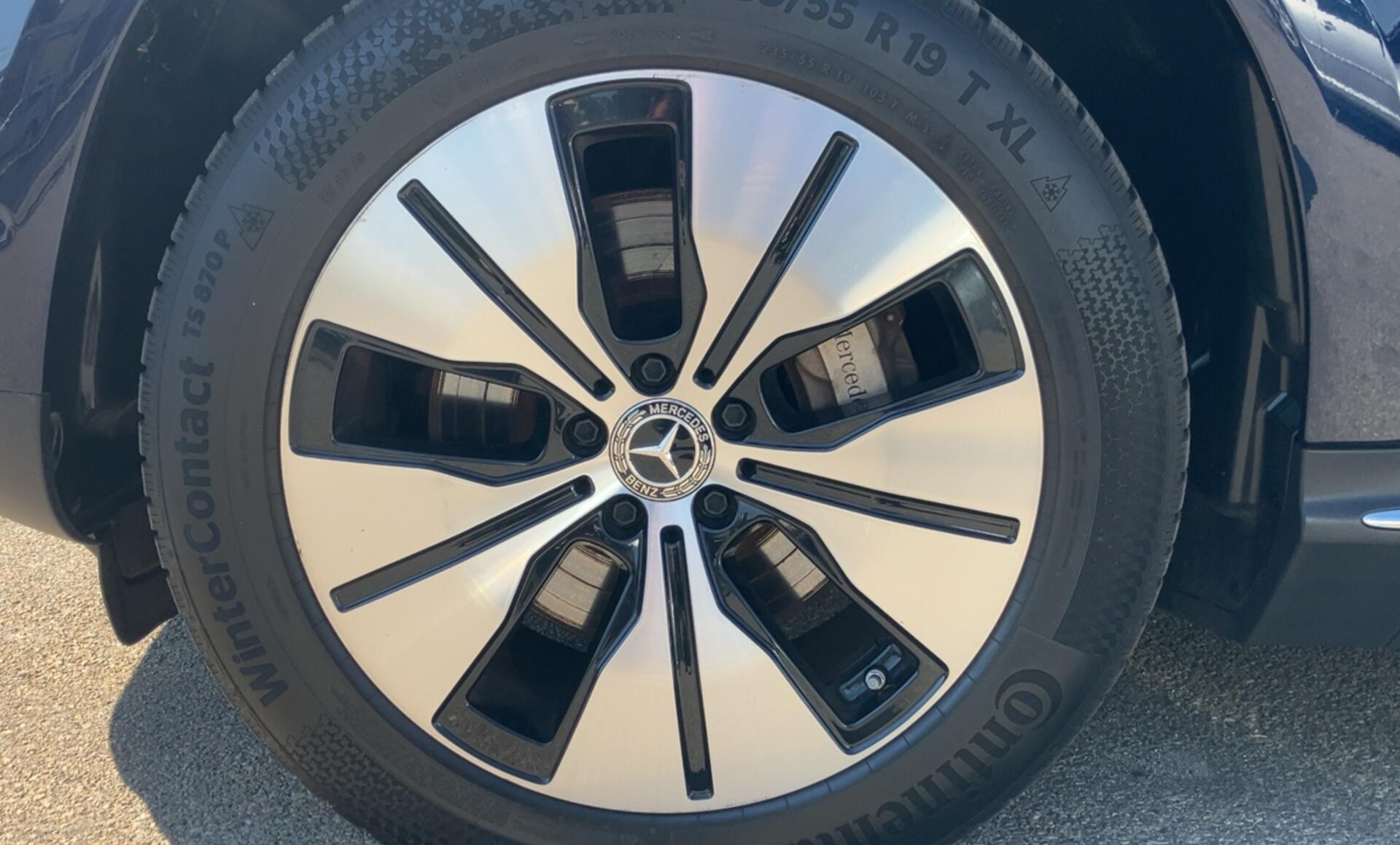 Mercedes-Benz - EQC 400 4MATIC