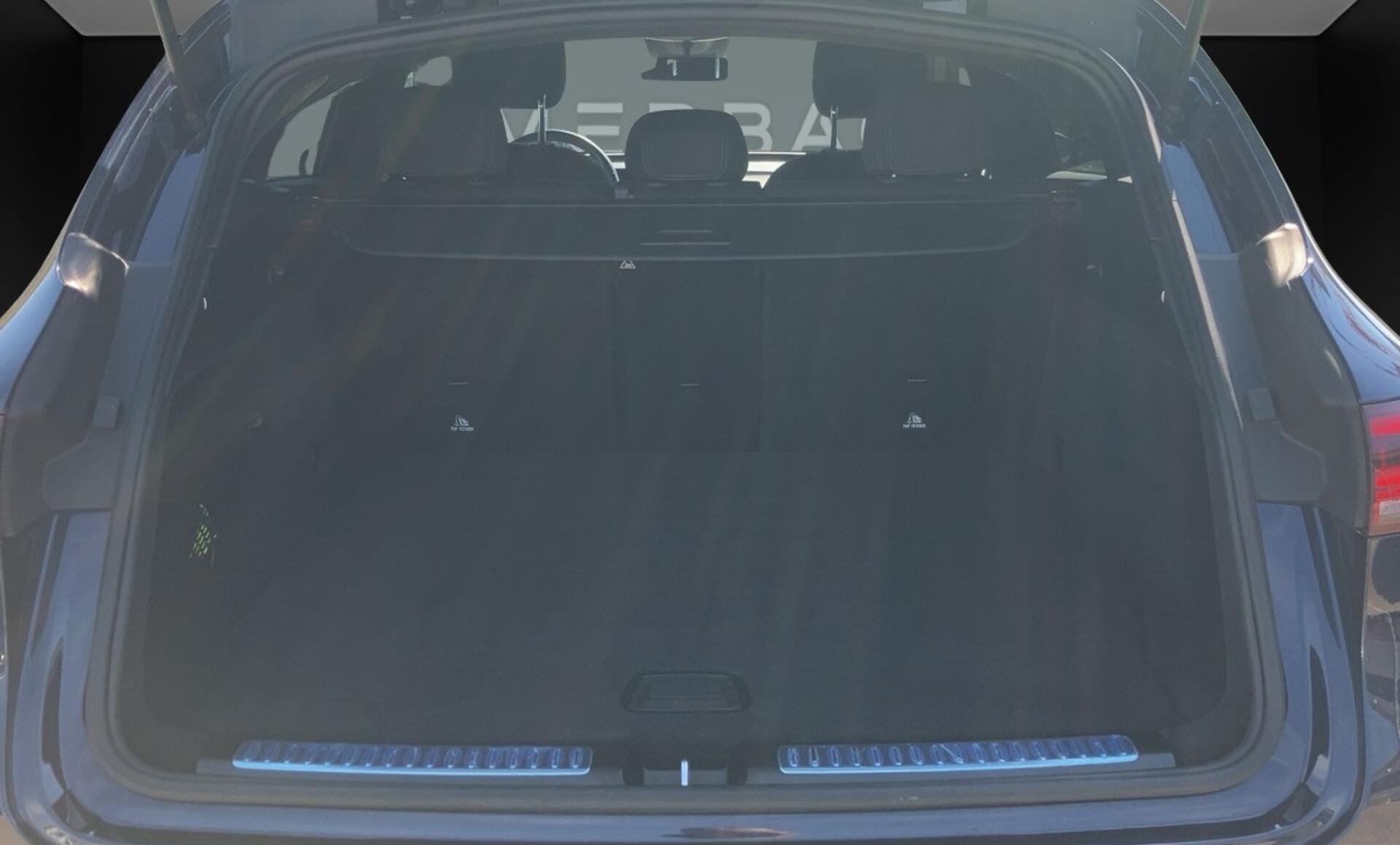 Mercedes-Benz - EQC 400 4MATIC
