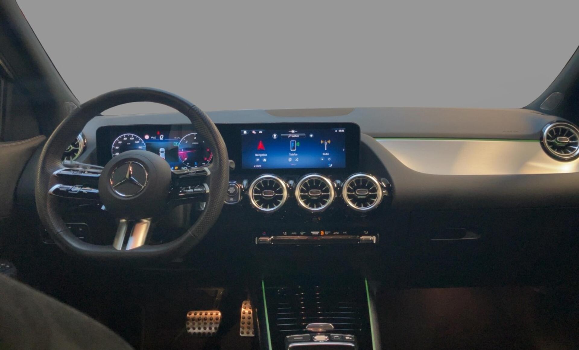 Mercedes-Benz - GLA 200 d 4MATIC Österreich-Edition