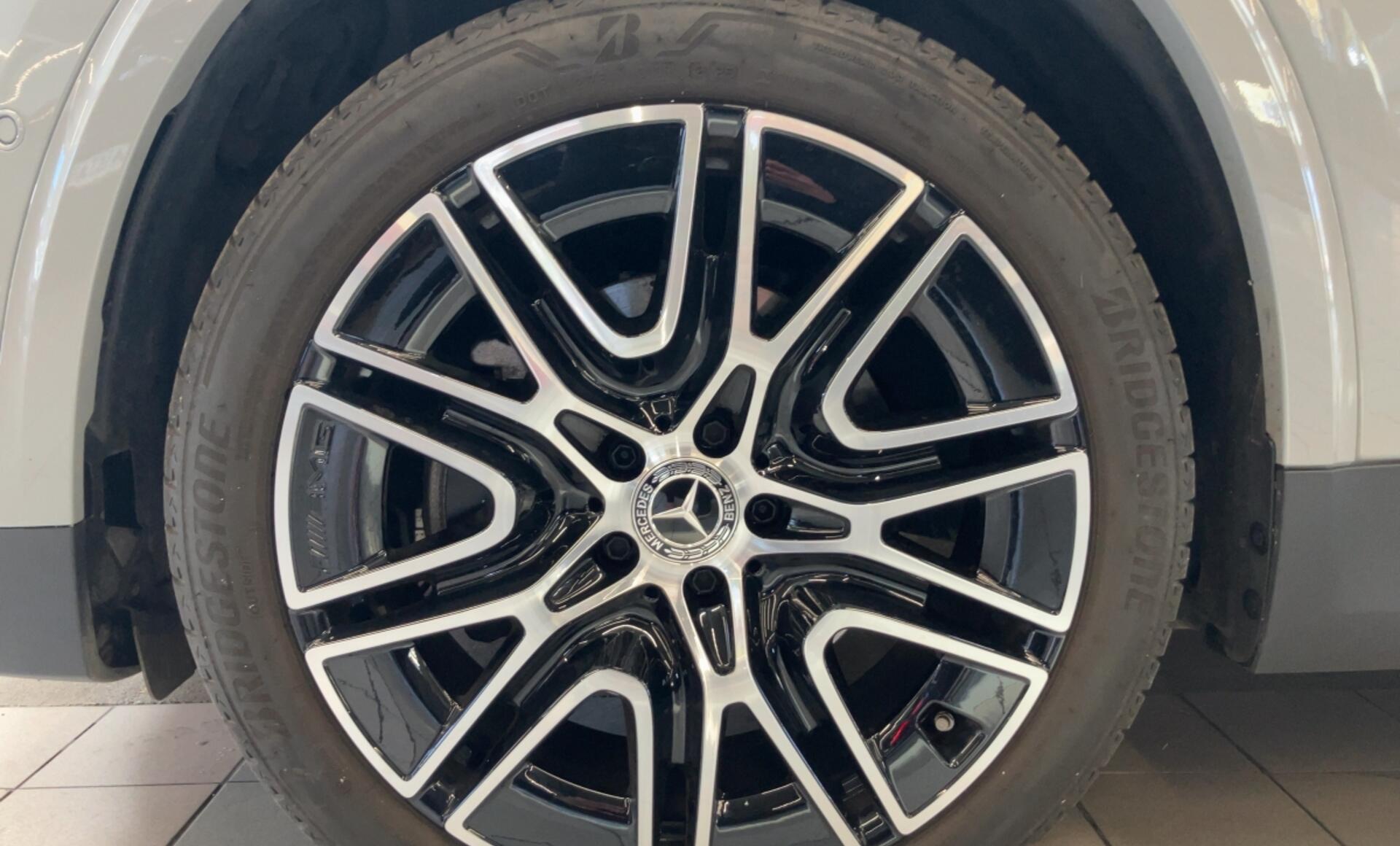 Mercedes-Benz - GLA 200 d 4MATIC Österreich-Edition