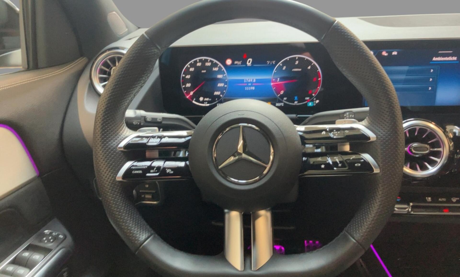 Mercedes-Benz - GLA 200 d 4MATIC Österreich-Edition