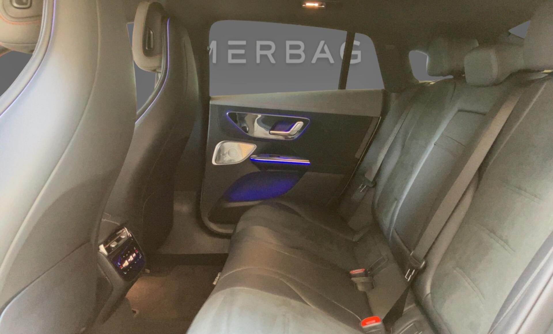 Mercedes-Benz - EQE 350
