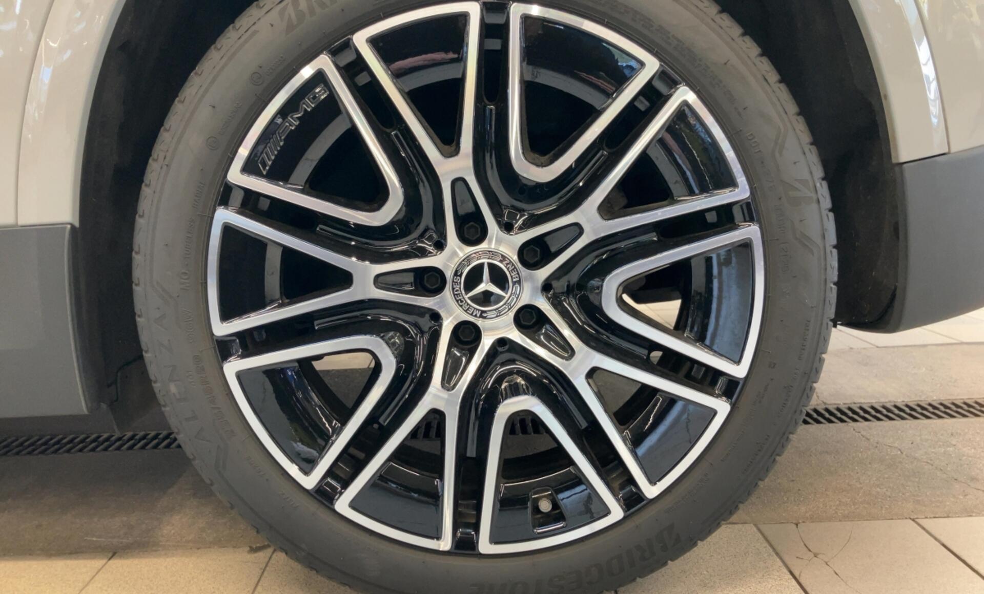 Mercedes-Benz - GLA 200 d 4MATIC Österreich-Edition