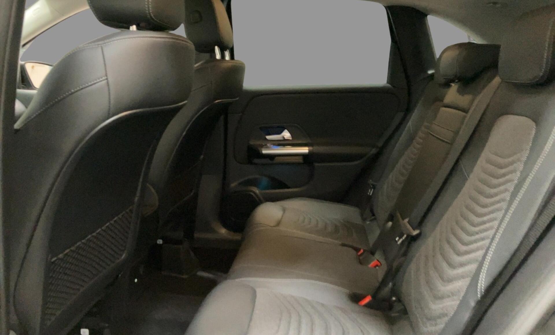 Mercedes-Benz - B 180 Österreich-Edition