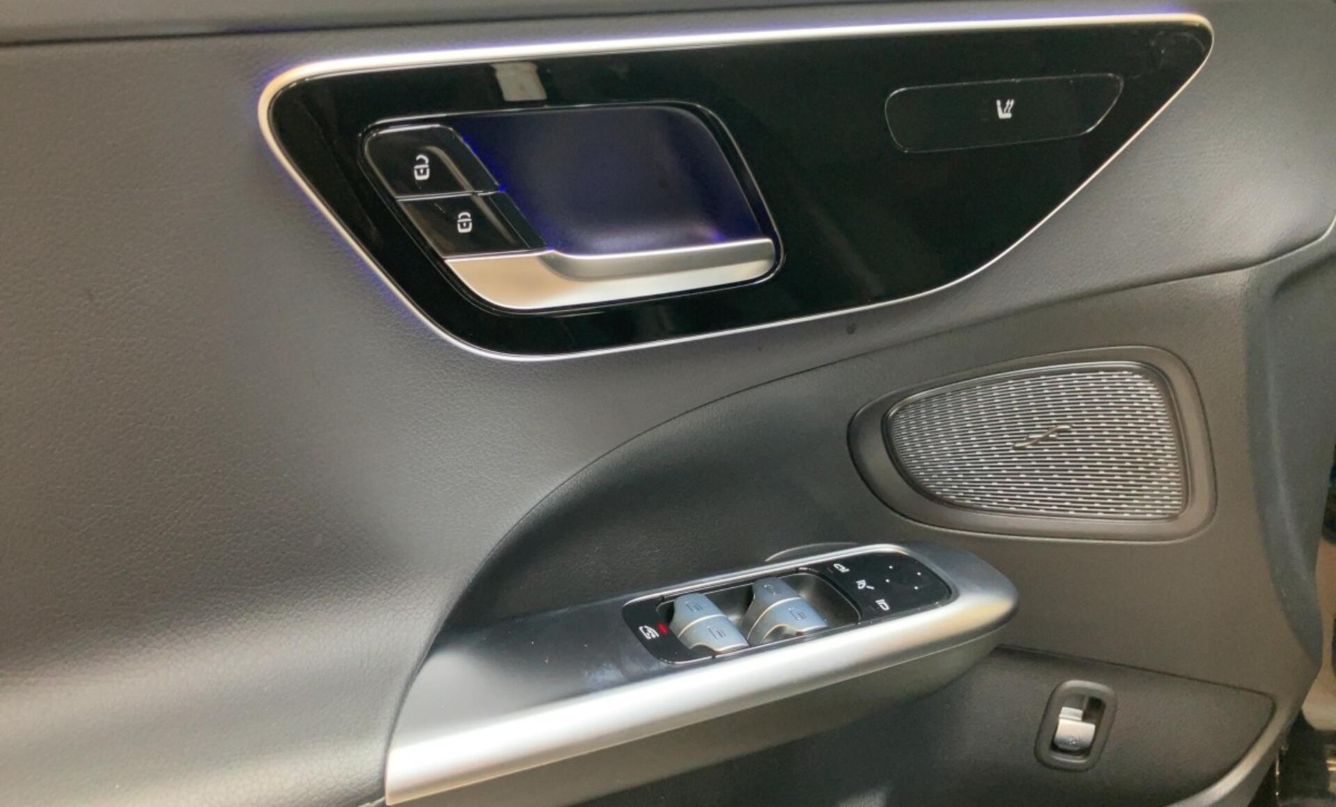 Mercedes-Benz - C 220 d T-Modell AMG Line