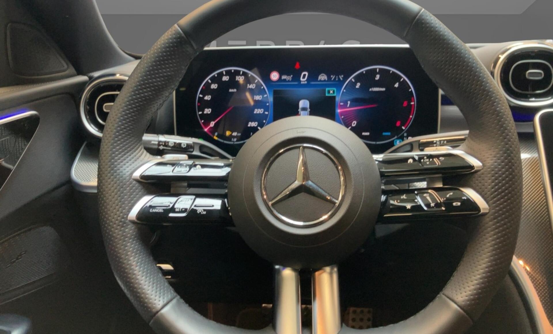 Mercedes-Benz - C 220 d T-Modell AMG Line