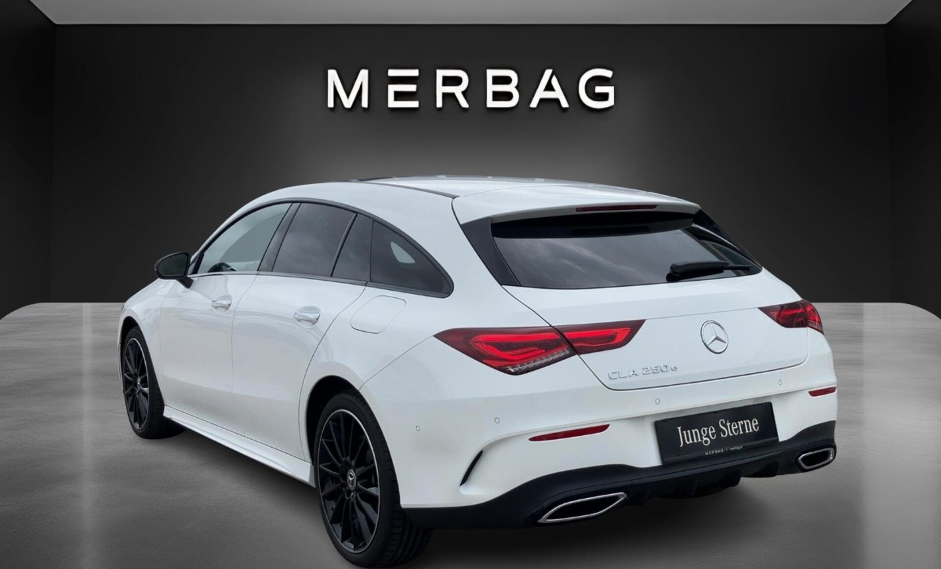 Mercedes-Benz - CLA 250 e Shooting Brake