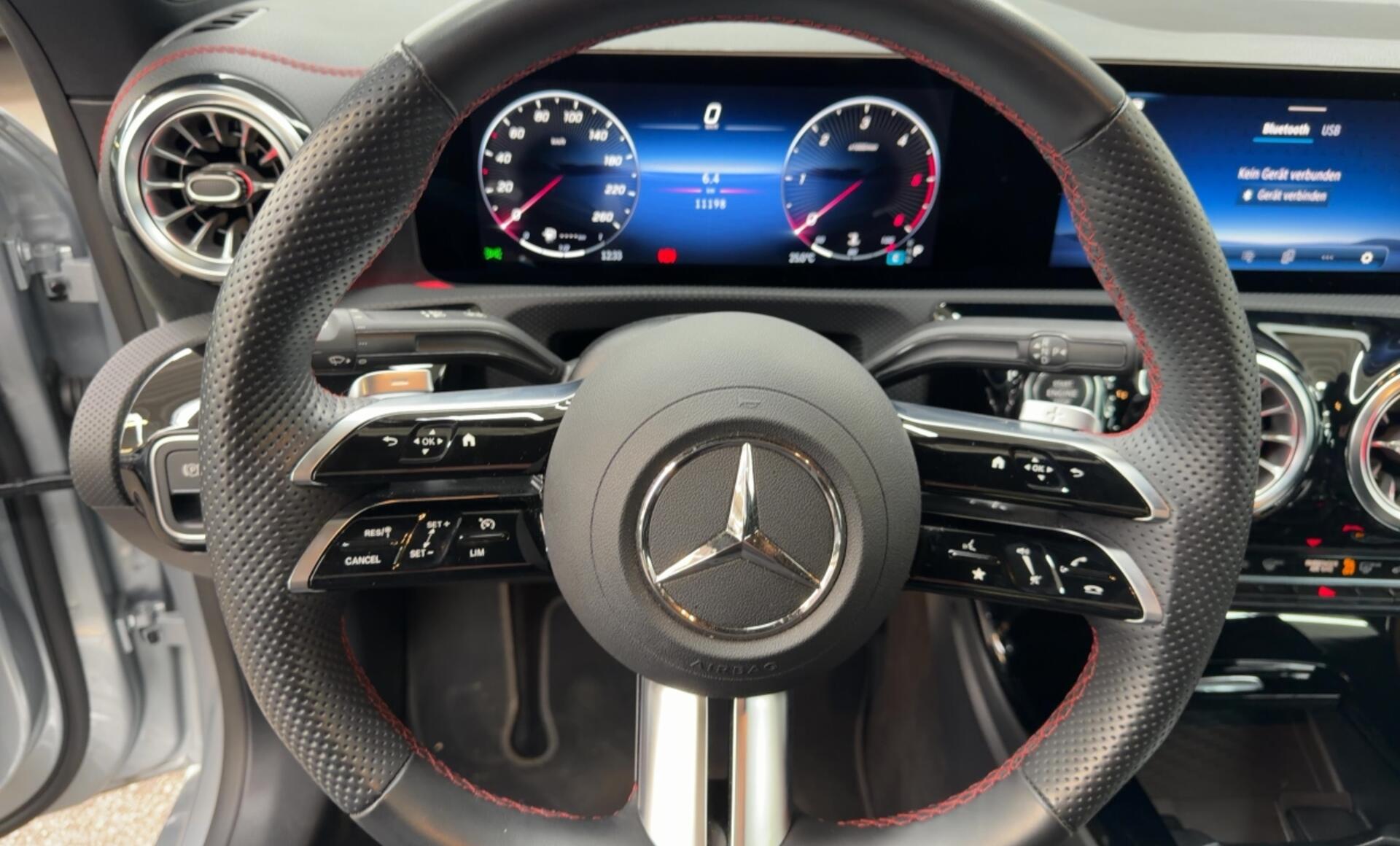 Mercedes-Benz - CLA 200 d Coupé