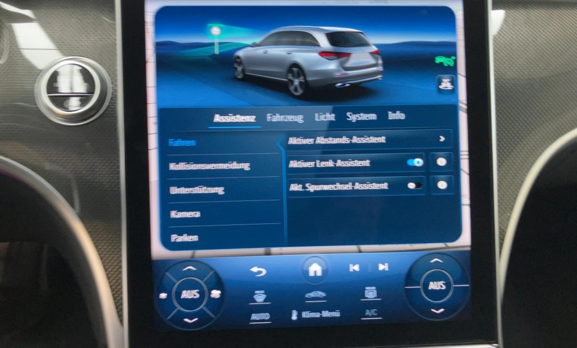 Mercedes-Benz - C 220 d 4MATIC T-Modell AMG Line