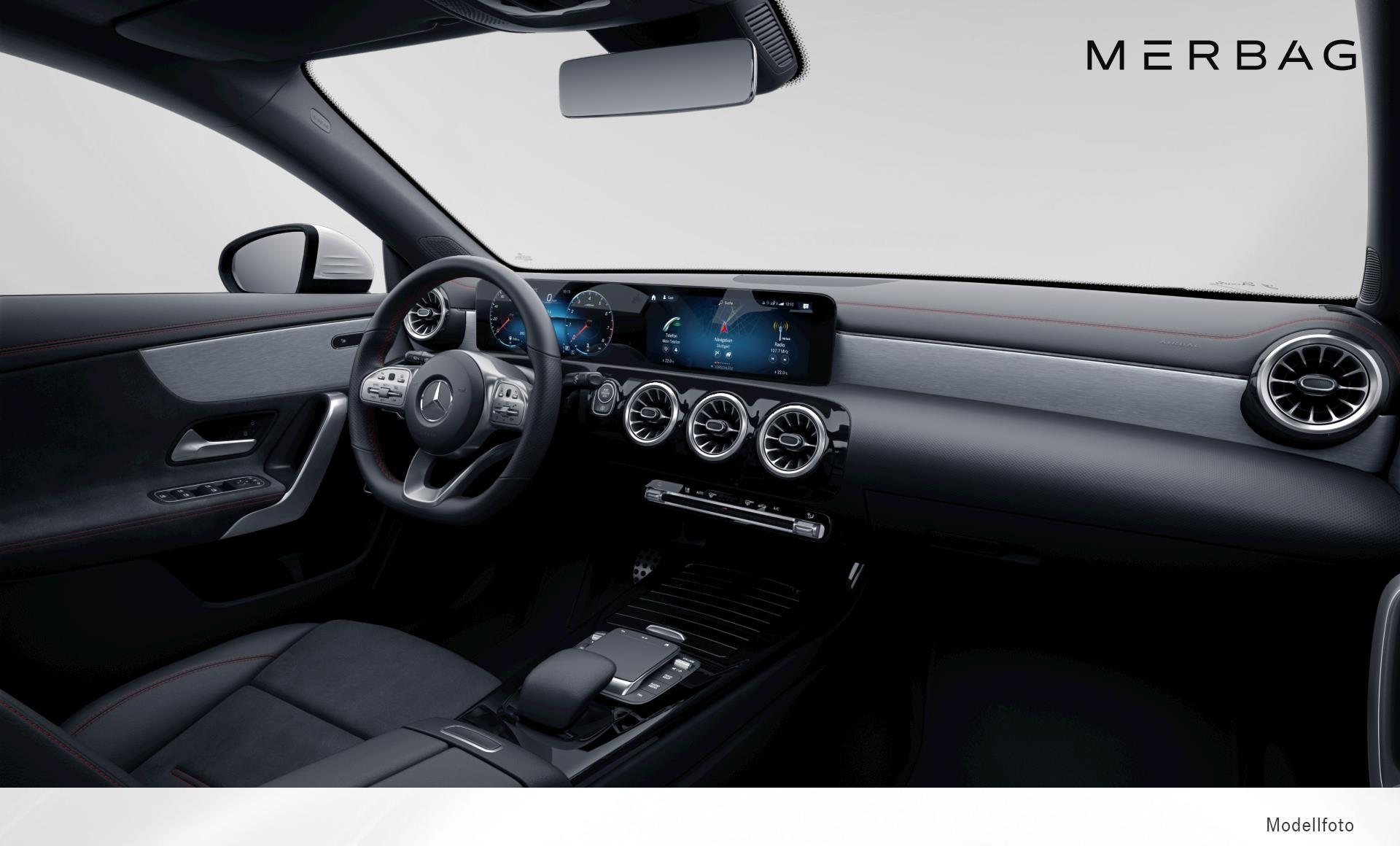 Mercedes-Benz - CLA 220 d 4MATIC Shooting Brake