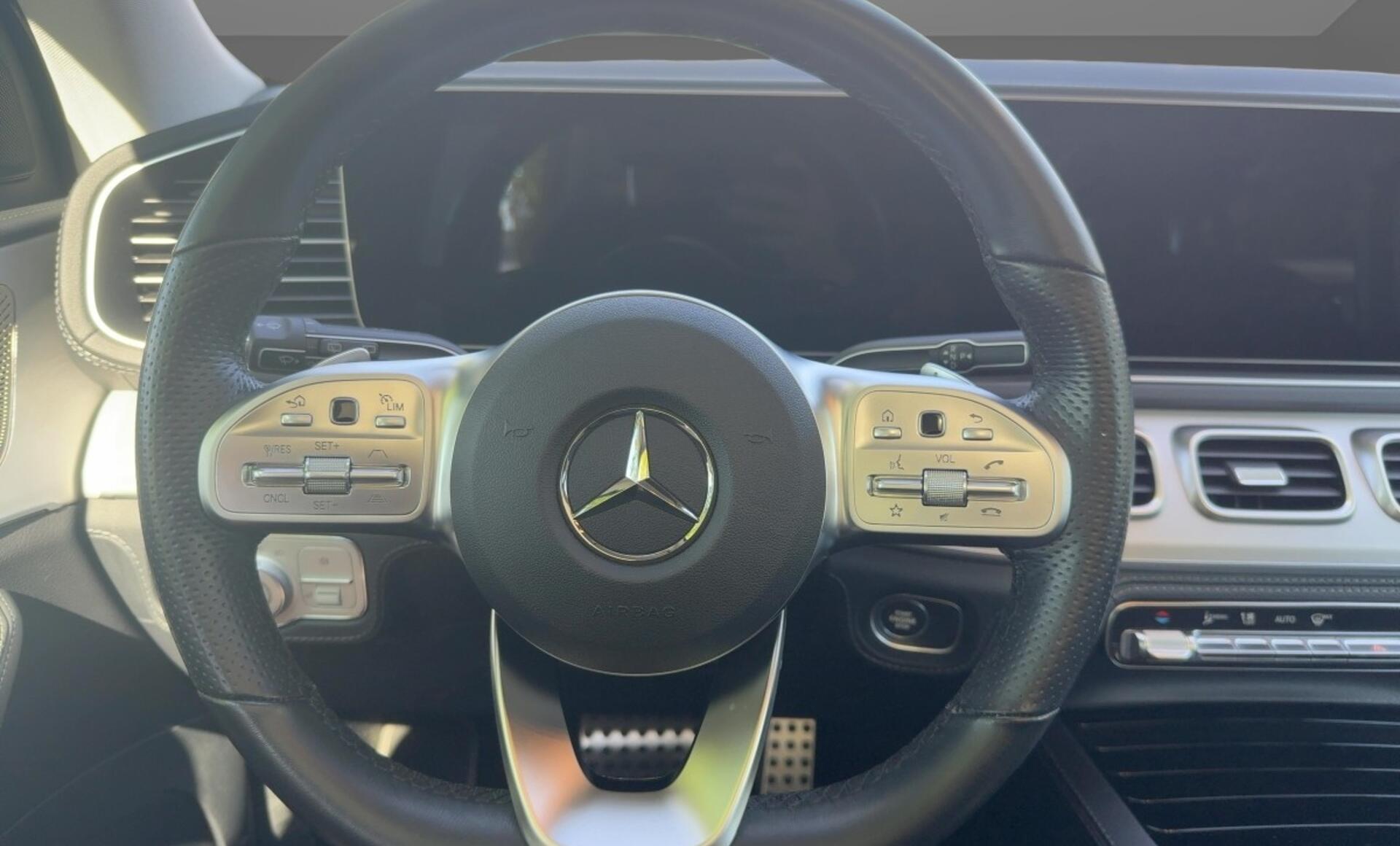Mercedes-Benz - GLE 350 e 4MATIC