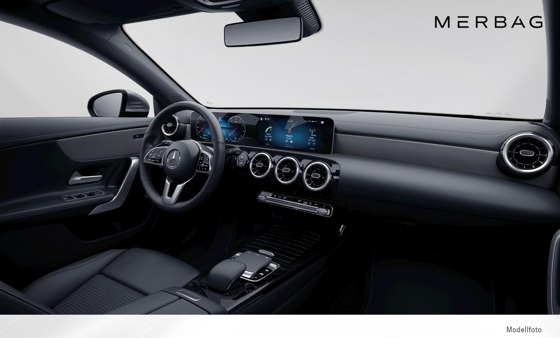 Mercedes-Benz - CLA 200 Shooting Brake