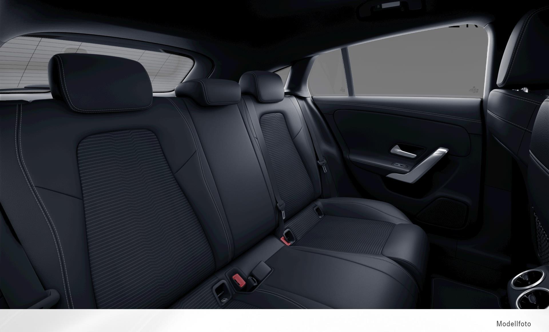 Mercedes-Benz - CLA 200 Shooting Brake